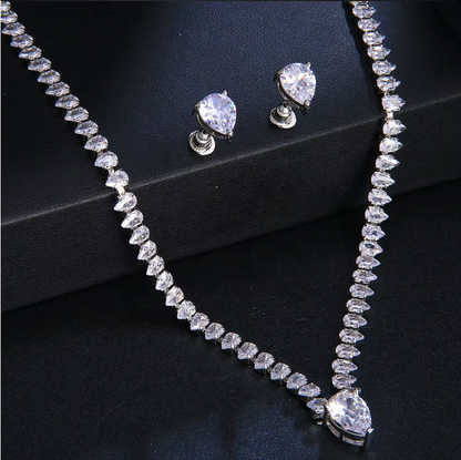 The Teardrop Elegance Set